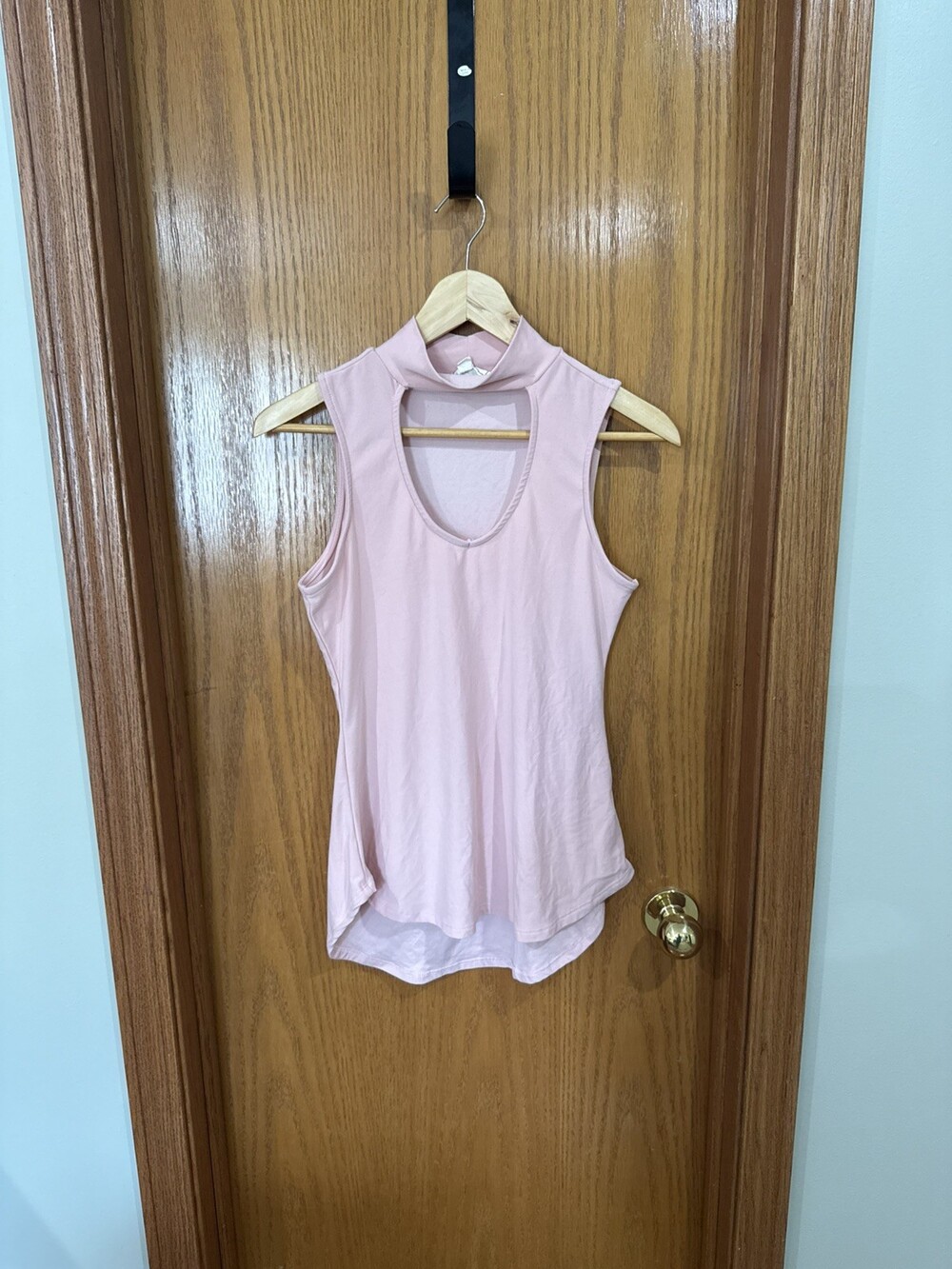 No Comment Pink Choker Neck Cutout Sleeveless Top Size S